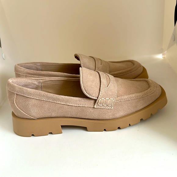 dolce vita • dune suede • Elias • lug sole loafer • size 9 - Picture 9 of 11